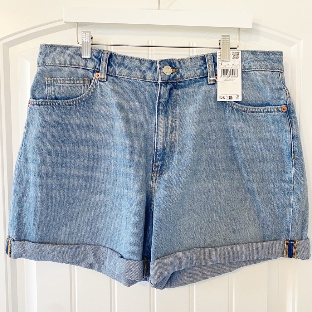 MANGO I NWT Women's Plus Medium Wash Jean Shorts